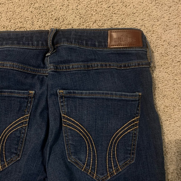 Hollister High Rise Skinny Jeans - Picture 5 of 5